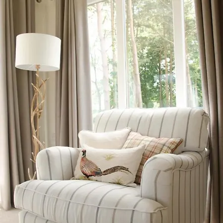 Hollicarrs - Woodland York